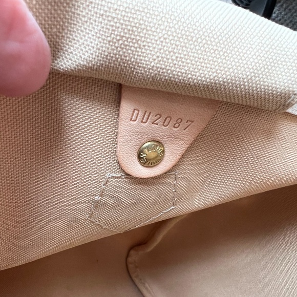 Louis Vuitton Damier Azur Speedy 30 - Picture 10 of 11